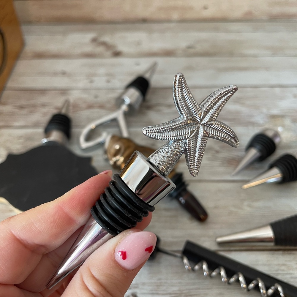 Wine Stopper Set - Picture 4 of 6